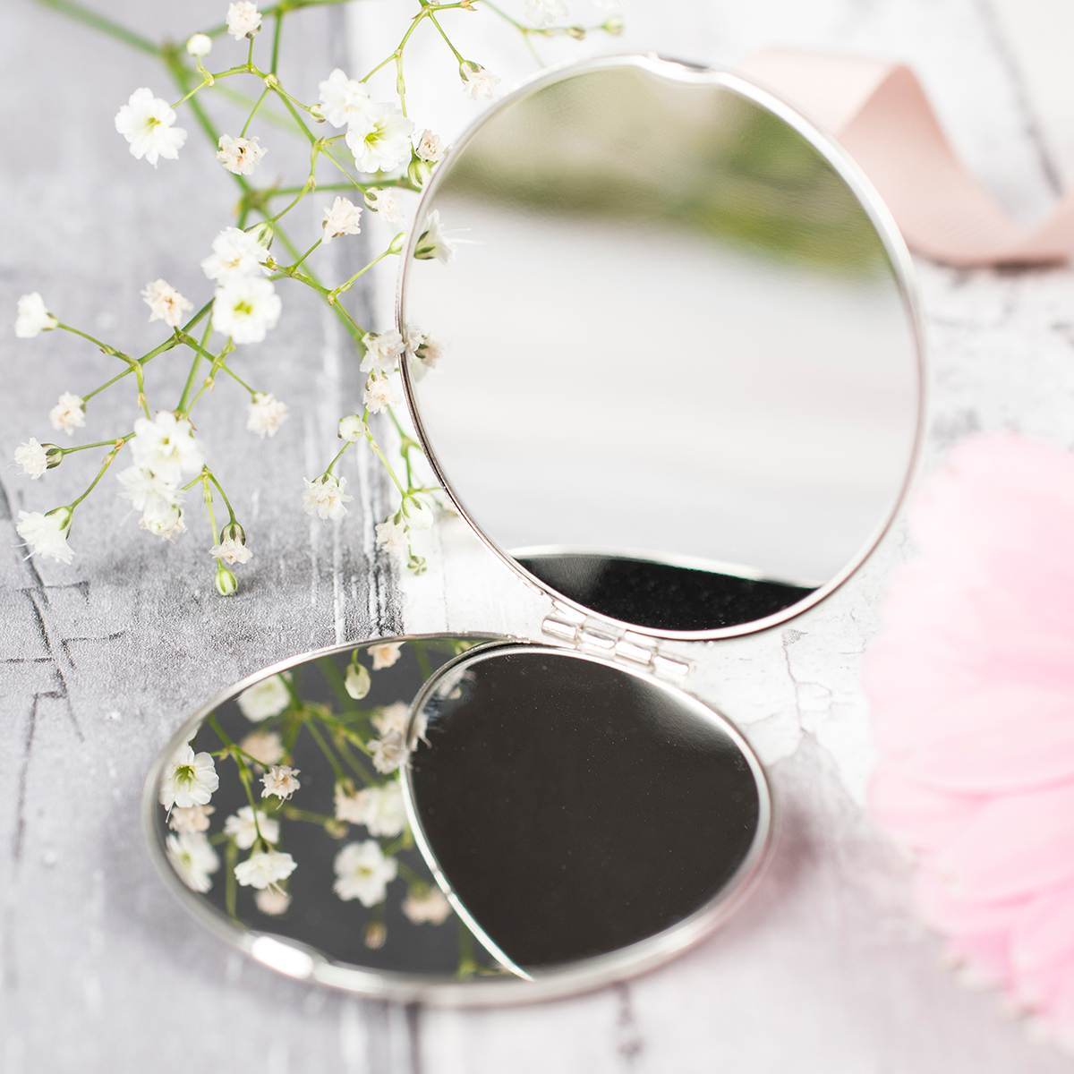 Personalised Engraved Silver Round Compact Mirror