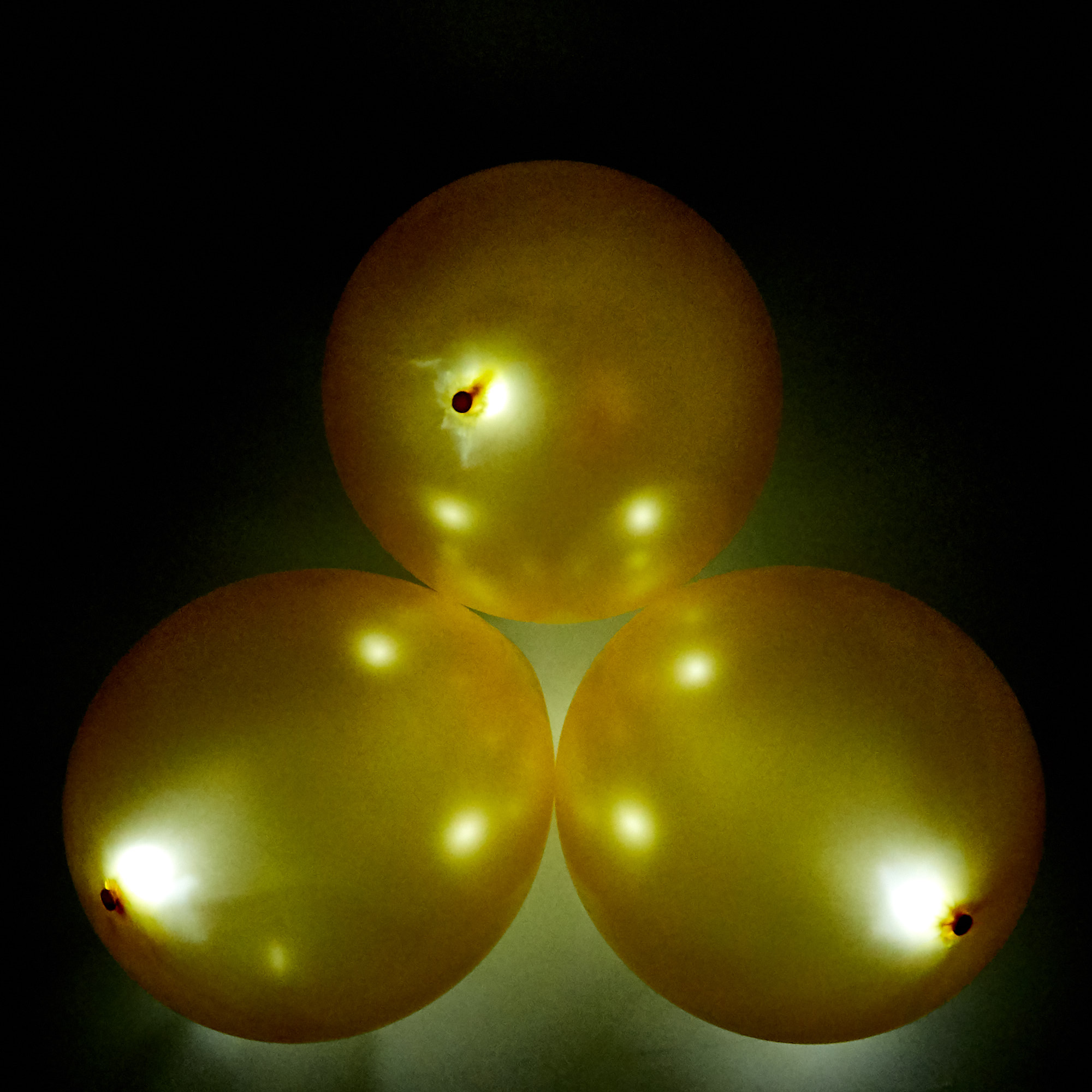 Illoom Gold Light-Up LED Balloons - Pack Of 5